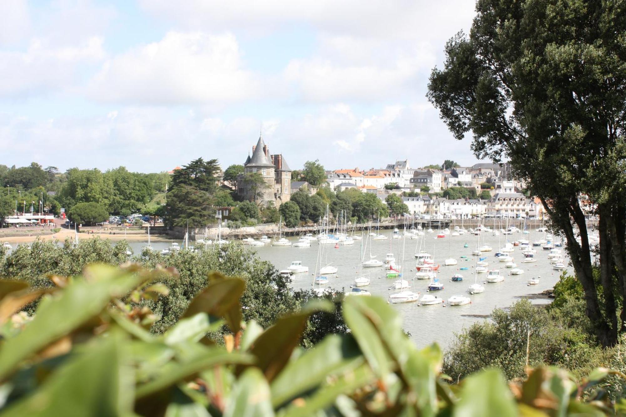 Appartement Vue Mer. A 40M De La Plage. Pornic Exterior photo